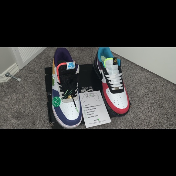 Nike LA - Picture 2 of 5